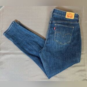 Levi’s 310 Shaping Super Skinny Jeans Women’s 18W Distressed Stretch Denim